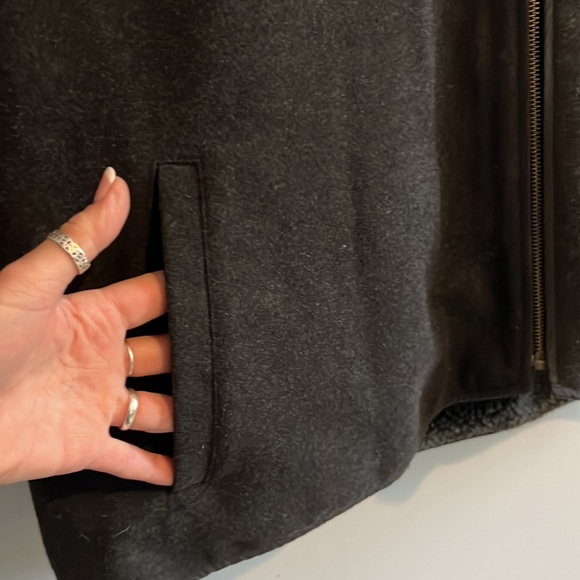 Orton Brothers Vest Like New - Picture 5 of 15